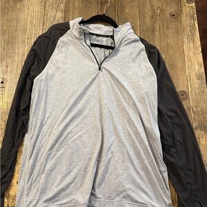 GAIAM Gray and Black Pullover